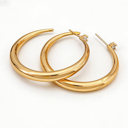 🔥50% OFF | Women's Chic C-Shape Hoop Earrings – Lightweight, Face-Framing, Gold & Silver, Day-to-Night Style 📛✨