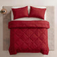 🛏️ Stop waking up cold and tangled — this 3-piece quilted set stays fluffy, breathes all season, and makes your bed look like it belongs in a hotel. 🏨